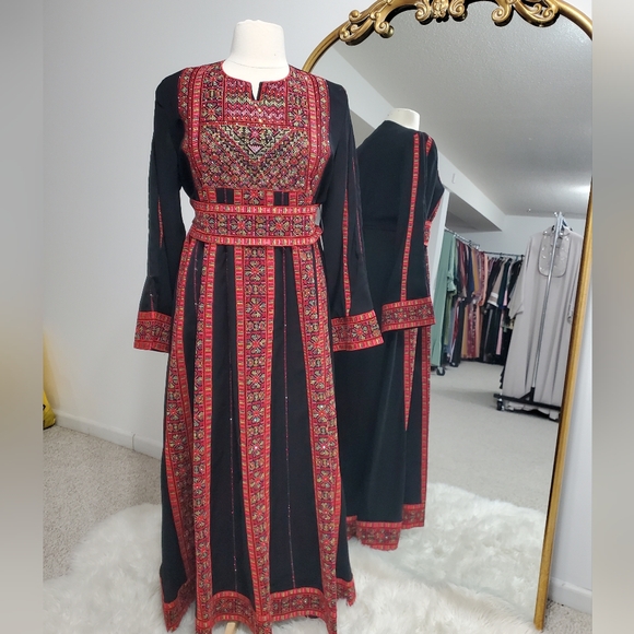Princess Embroidered Palestinian Thobe in Red - Picture 1 of 3